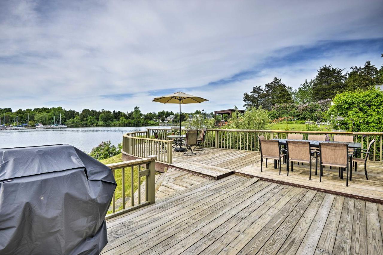 Family Cottage On Chaumont Bay, Walk To Downtown Zewnętrze zdjęcie